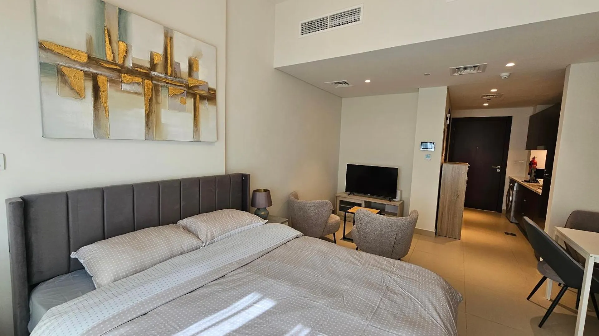 Spacious Luxurious Studio Al Furjan Dubai